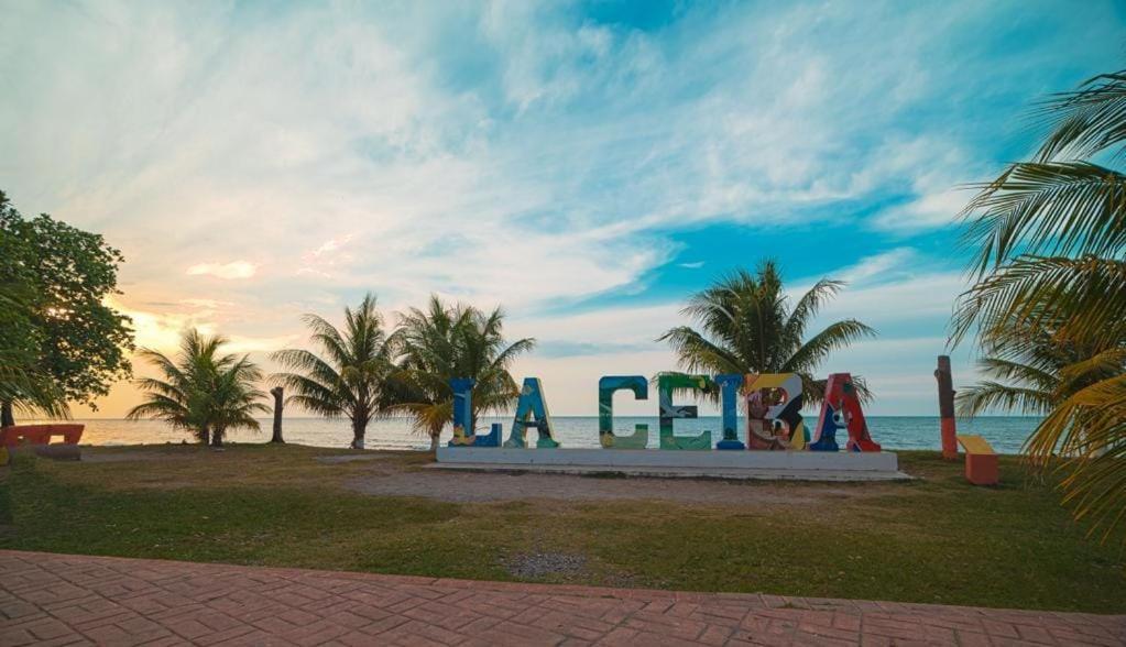 Villas Del Mar La Ceiba Esterno foto