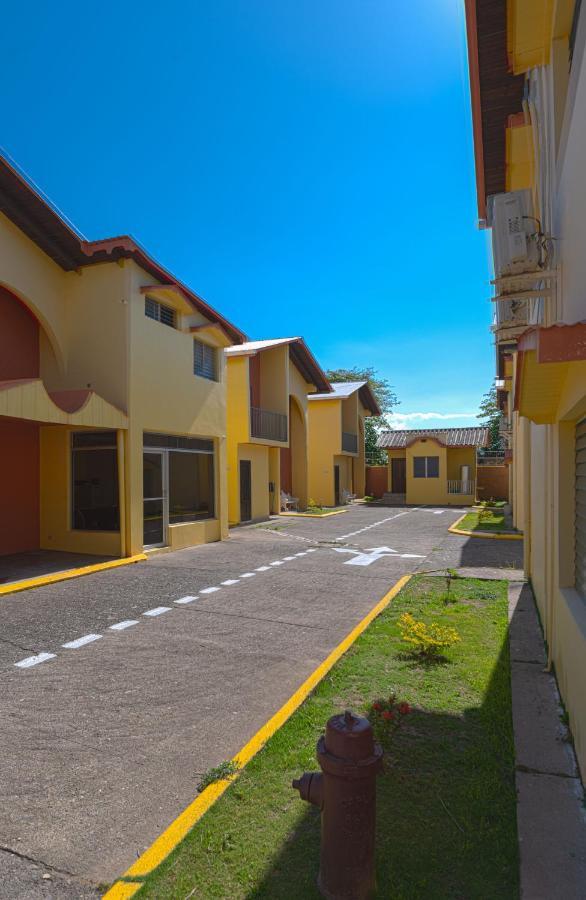 Villas Del Mar La Ceiba Esterno foto